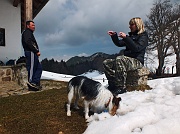 Salita al MONTE COLOMBINA (1459 m.) da Bossico il 3 aprile 2013 - FOTOGALLERY